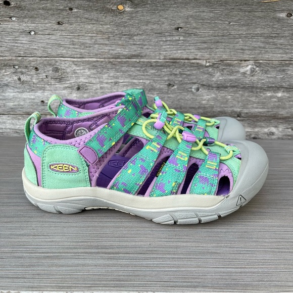 KEEN Youth Newport H2 Water Sandals - Picture 2 of 12